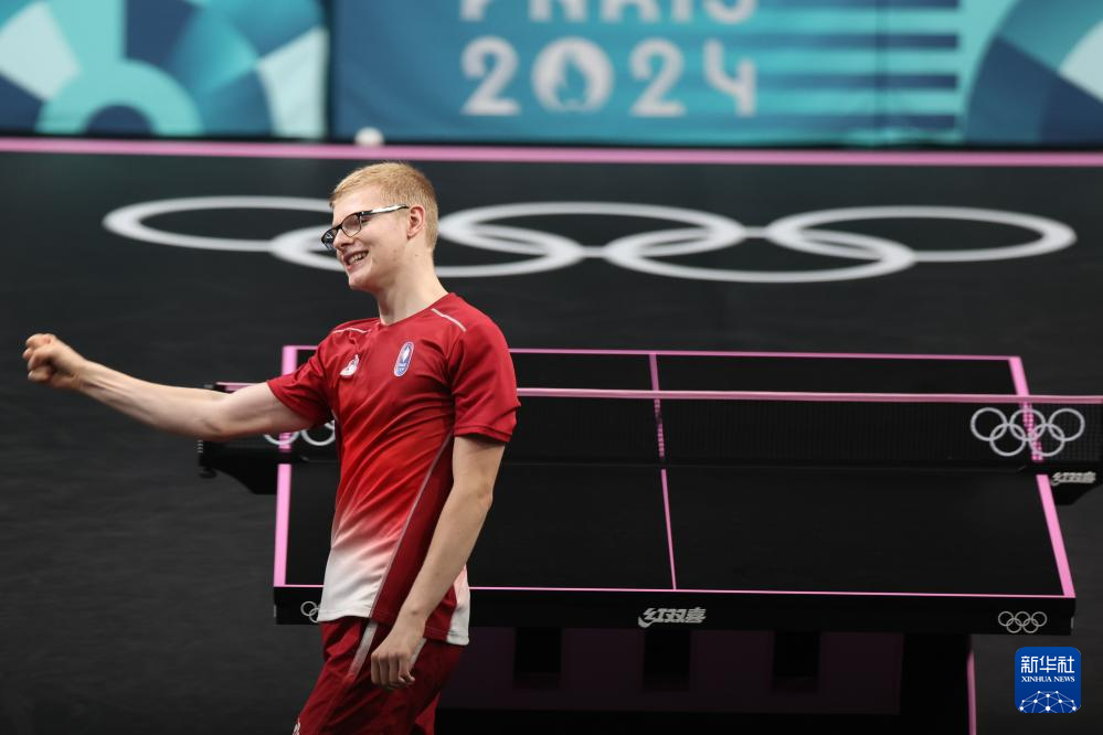 主罚任意球 主罚任意球