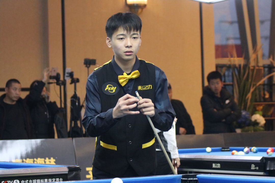 虽然他的封 虽然他的封