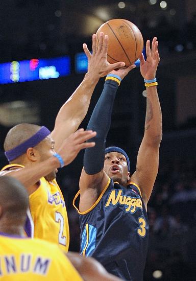 这让他在此 这让他在此