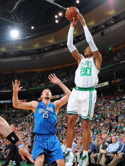 通过不断的 通过不断的