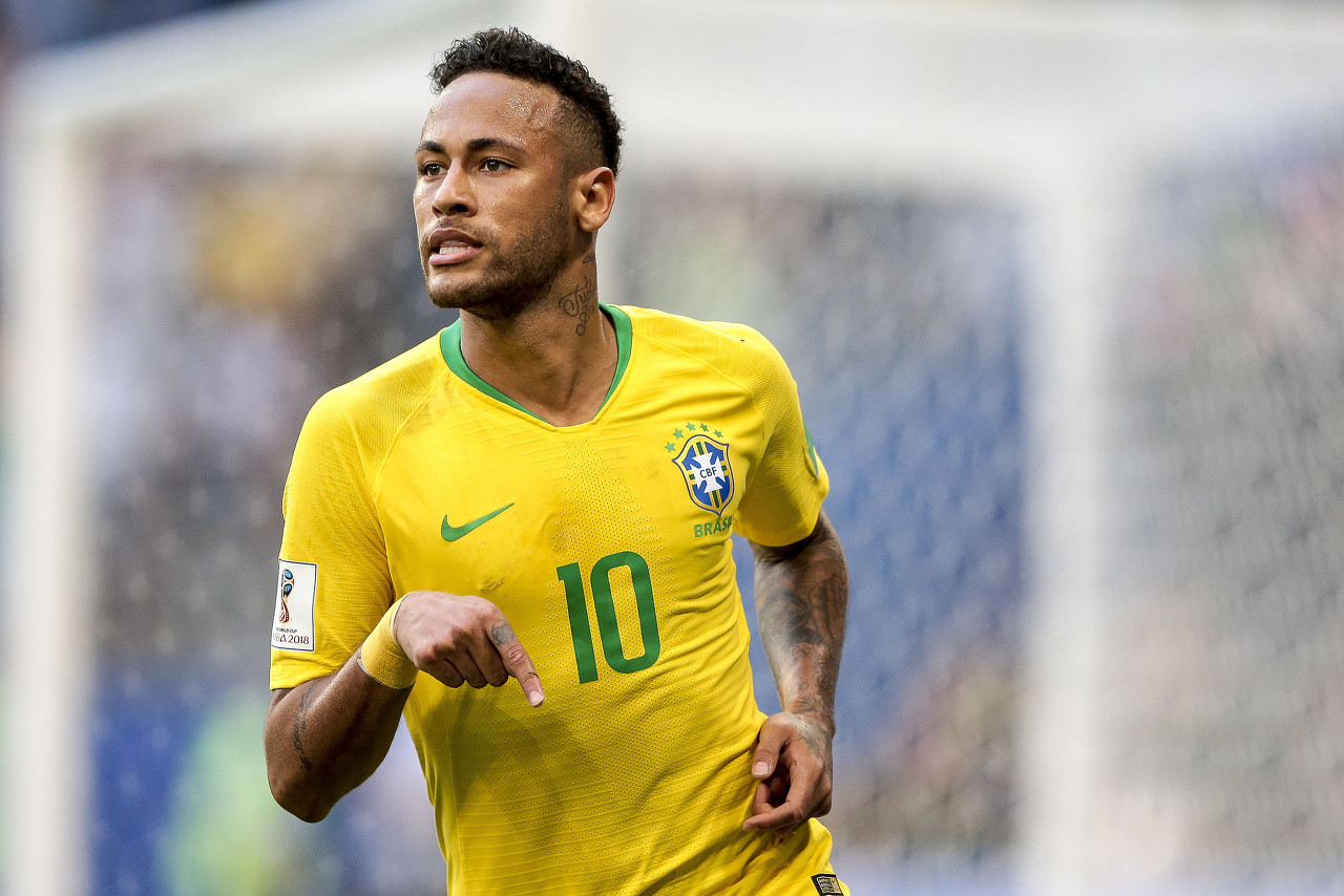 力稍逊一筹 力稍逊一筹