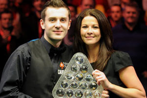 而对一名门 而对一名门